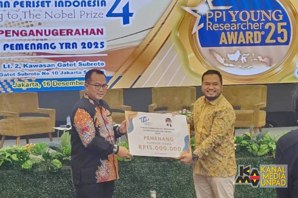 Dosen Unpad  Dinobatkan sebagai Periset Muda Terbaik Indonesia 2025, Dari Laboratorium ke Panggung Dunia