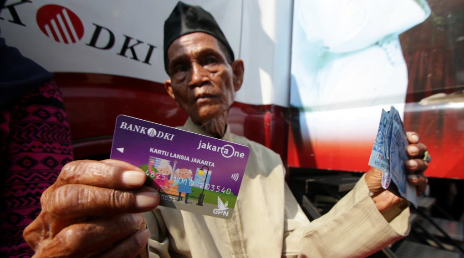 <p>Sudah cek status KLJ November 2025? Jangan lewatkan info pencairan dan cara pengecekan terbaru agar bantuan lansia tetap aman dan tepat waktu!</p>
