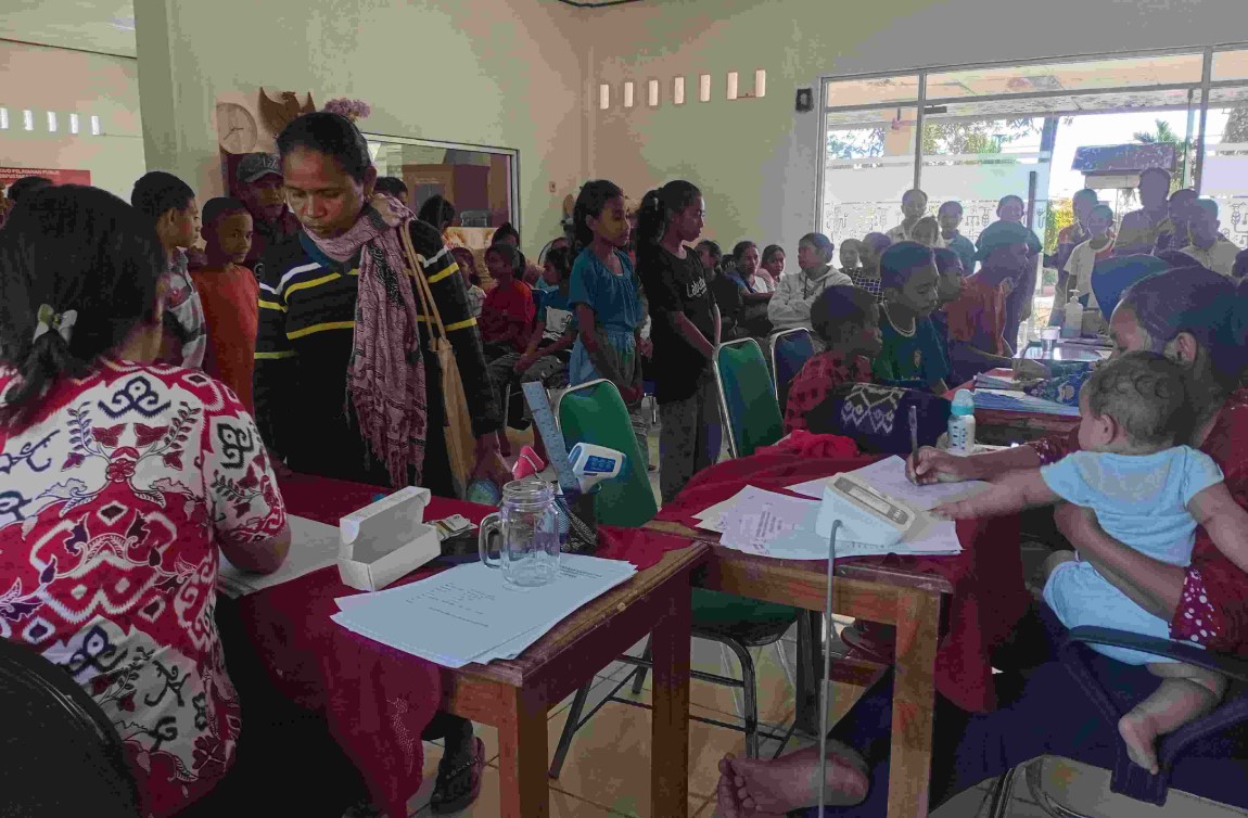 <p>Ilustrasi suasana pendaftaran dan orientasi siswa Sekolah Rakyat di Kupang, NTT, diwarnai antusias para orangtua dan anak-anak dari keluarga miskin ekstrem yang siap memulai perjalanan baru bersama Kementerian Sosial. Foto: Dok. Kemensos RI</p>

