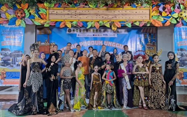 <p>Acara Launching dan Gelar Produk Unggulan UMKM Solo Raya di Solo Square Mall, Jawa Tengah, Selasa (8/7/2025). (Dok.Pemkot Solo)</p>
