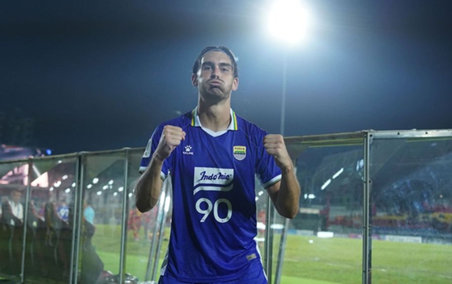<p>Andrew Jung mengakui kemenangan Persib atas Selangor FC ada andil pelatih Bojan Hodak. Foto: Persib.</p>
