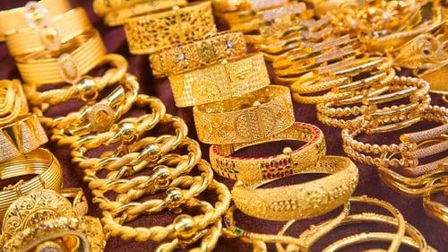 <p>Cek harga emas perhiasan hari ini 16 Juni 2025 di Raja Emas dan Laku Emas. Update harga emas 24 karat dan berbagai kadar lainnya.</p>
