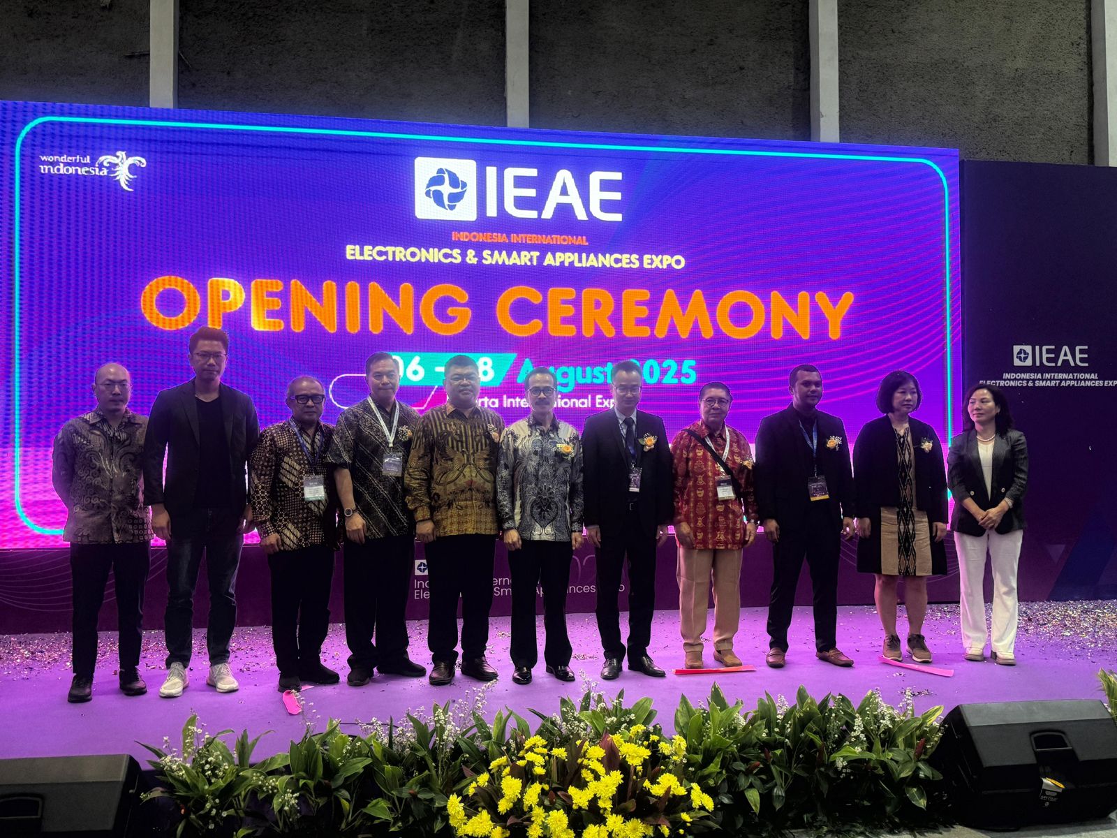 <p>International Electronics and Smart Appliances Expo (IEAE) resmi dibuka di Jakarta International Expo (JIExpo) Kemayoran Jakarta, Rabu, 6 Agustus 2025. Pameran berlangsung selama tiga hari sampai 8 Agustus 2025. (Dok.IEAE)</p>

<p> </p>
