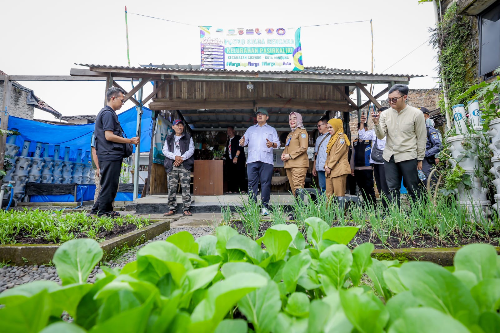 <p>Wali Kota Bandung, Muhammad Farhan mengatakan ketika sampah organik diolah jadi kompos, kebun pangan tumbuh di pekarangan, dan gizi keluarga meningkat, di situlah sistem sirkular kita benar-benar bekerja. (Dok. Diskominfo Kota Bandung)</p>
