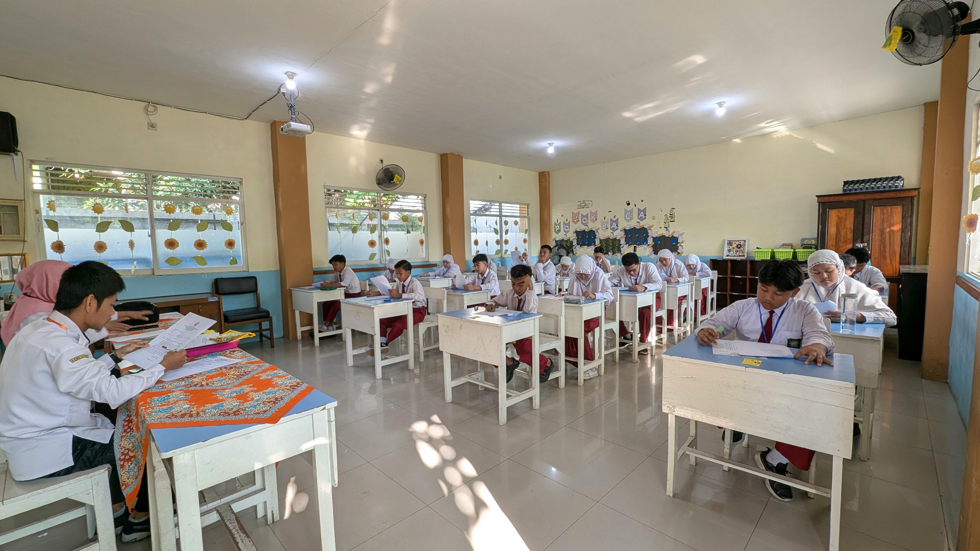 <p>Ilustrasi sekolah. Simak pengertian koperasi sekolah dan manfaatnya bagi siswa. (sumber: pexels)</p>
