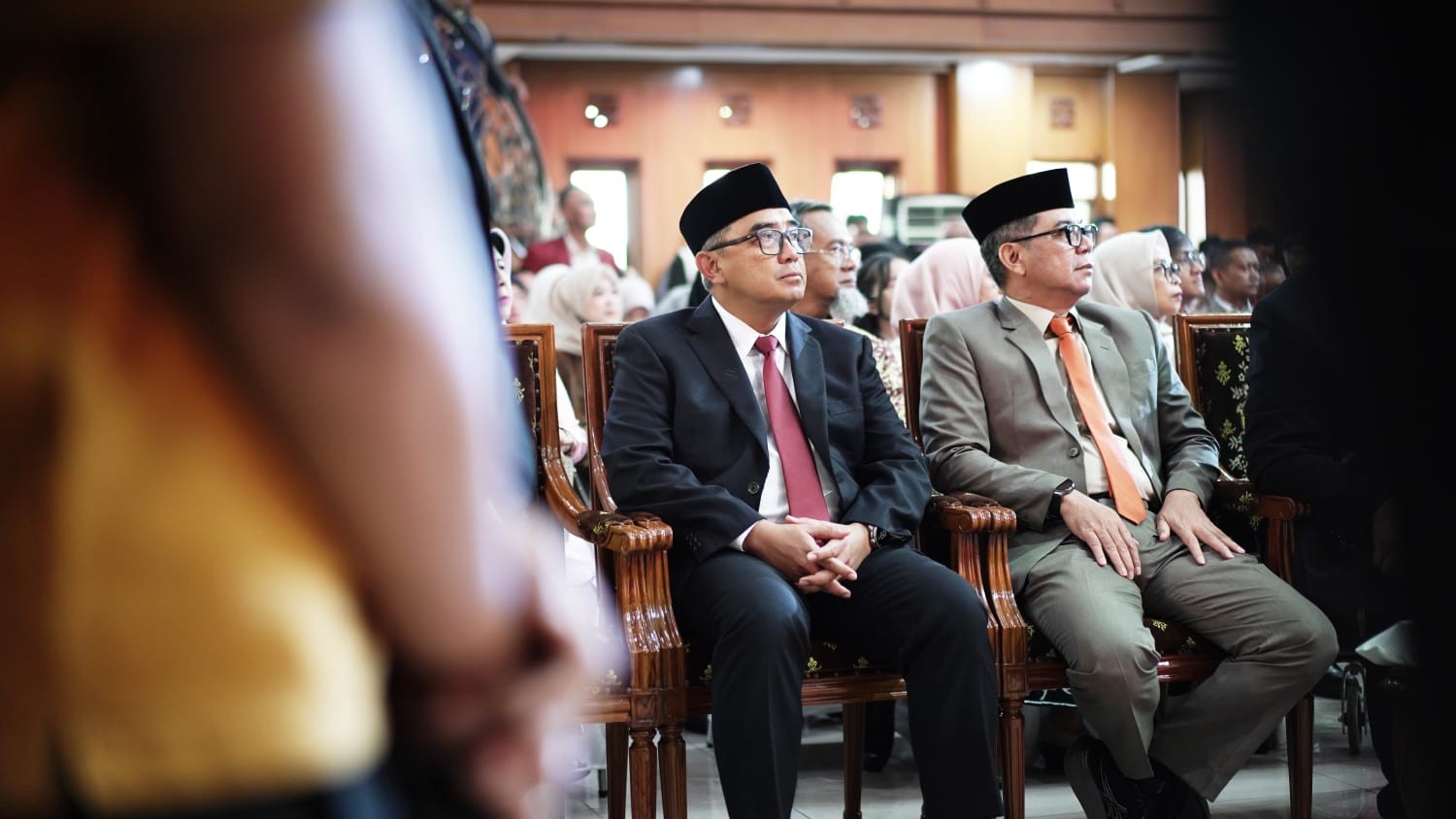 <p>Wali Kota Bandung, Muhammad Farhan. dan Prof. Didi Sukyadi sebagai Rektor Universitas Pendidikan Indonesia (UPI) periode 2025–2030. (Dok.Pemkot Bandung)</p>
