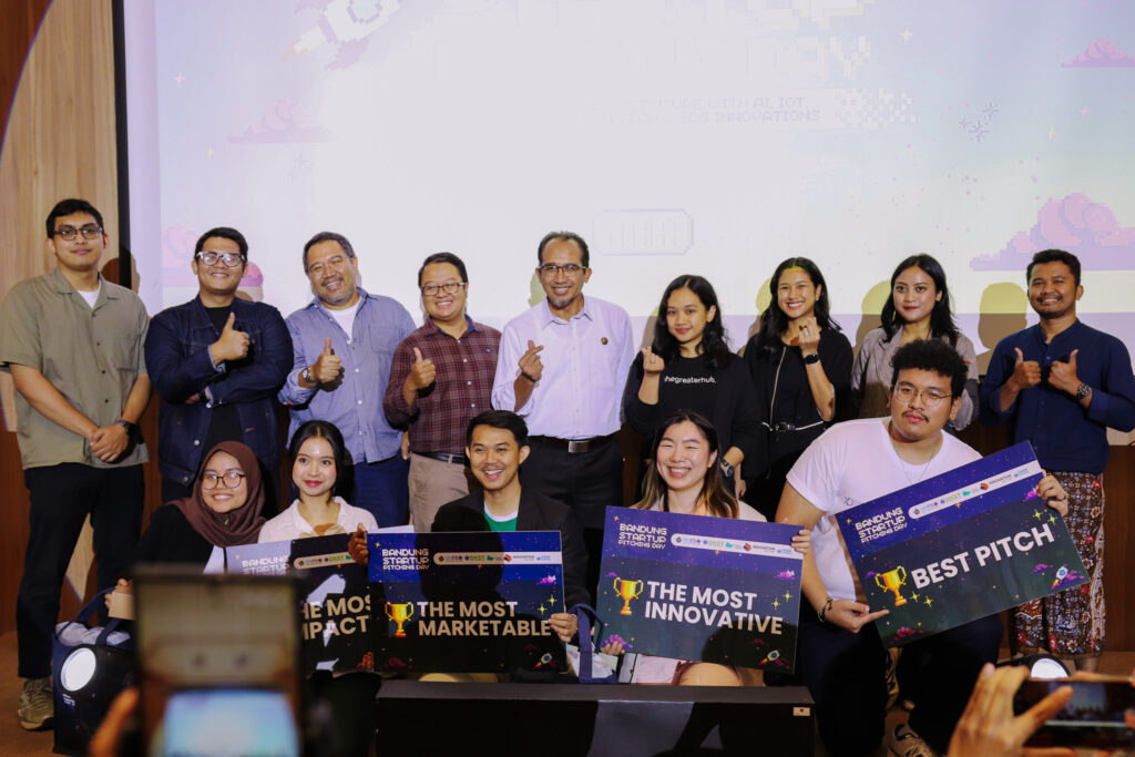 <p>Bandung Startup Pitching Day (BSPD) 2025 kembali digelar dengan antusias tinggi, mempertemukan 20 startup tahap awal dengan puluhan investor dari dalam dan luar negeri. (Dok.ITB)</p>
