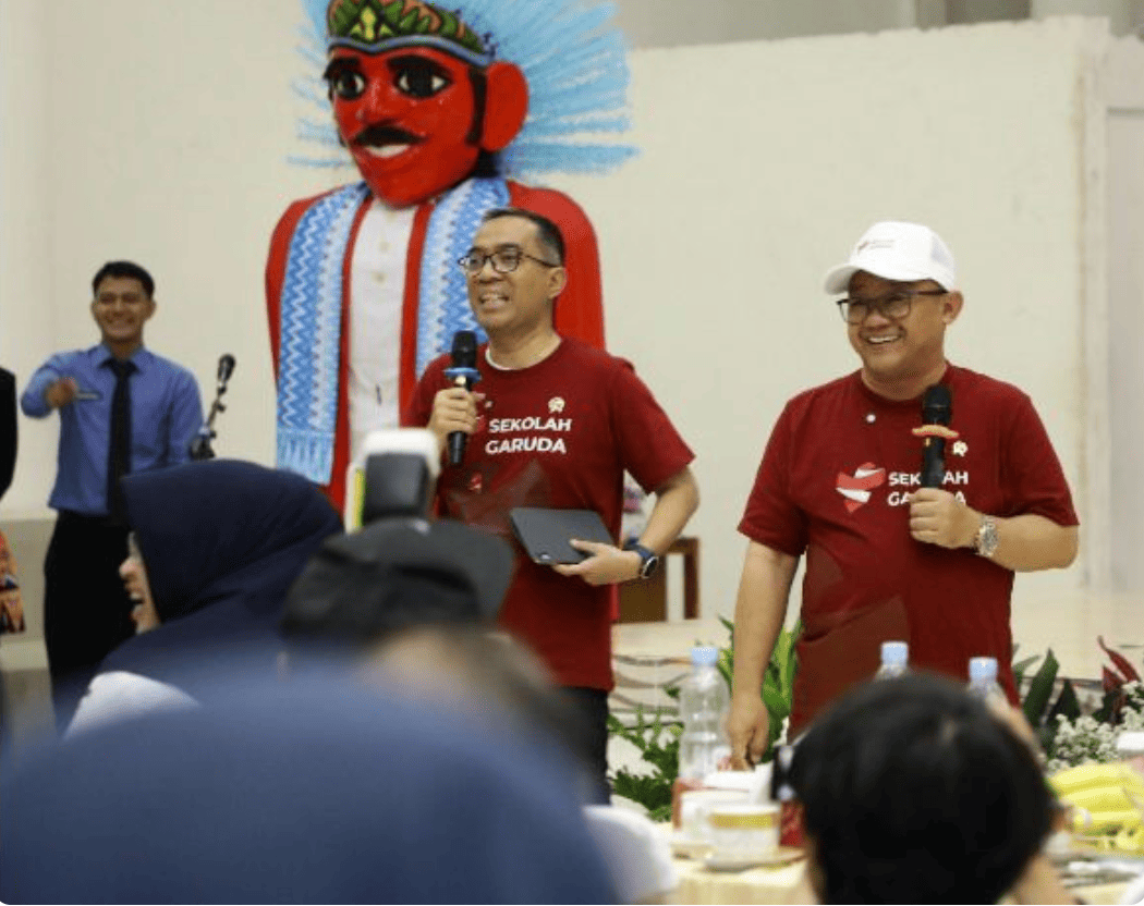 <p>Pemerintah melalui Kementerian Pendidikan Tinggi, Sains, dan Teknologi (Kemendiktisaintek) secara resmi memperkenalkan Sekolah Garuda, pada acara  Mengenal Sekolah Garuda: Harapan Baru Pendidikan Unggul yang digelar serentak di 16 titik wilayah Indonesia, Rabu, 8 Oktober 2025. (Dok. Kemendiktisaintek)</p>
