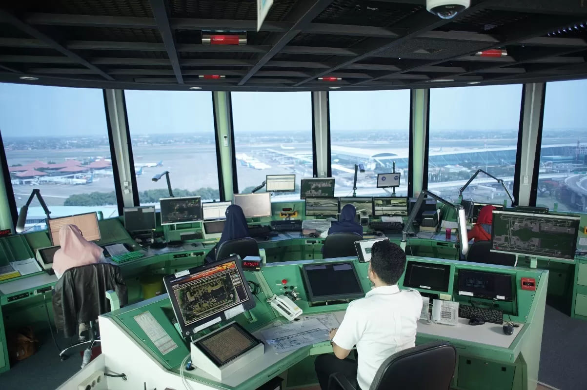 AirNav Indonesia Alihkan dan Batalkan Sejumlah Pendaratan di Soekarno-Hatta, Cuaca Ekstrem Landa Jakarta