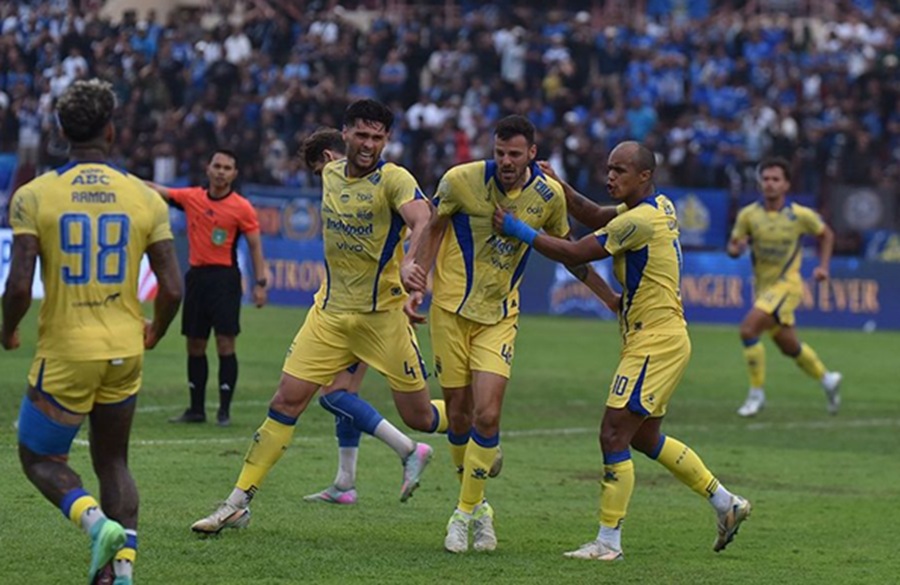 <p>Tiket Persib kontra Borneo FC sudah bisa dibeli untuk laga akhir pekan ini, dengan diskon 20%. (Foto: Persib).</p>
