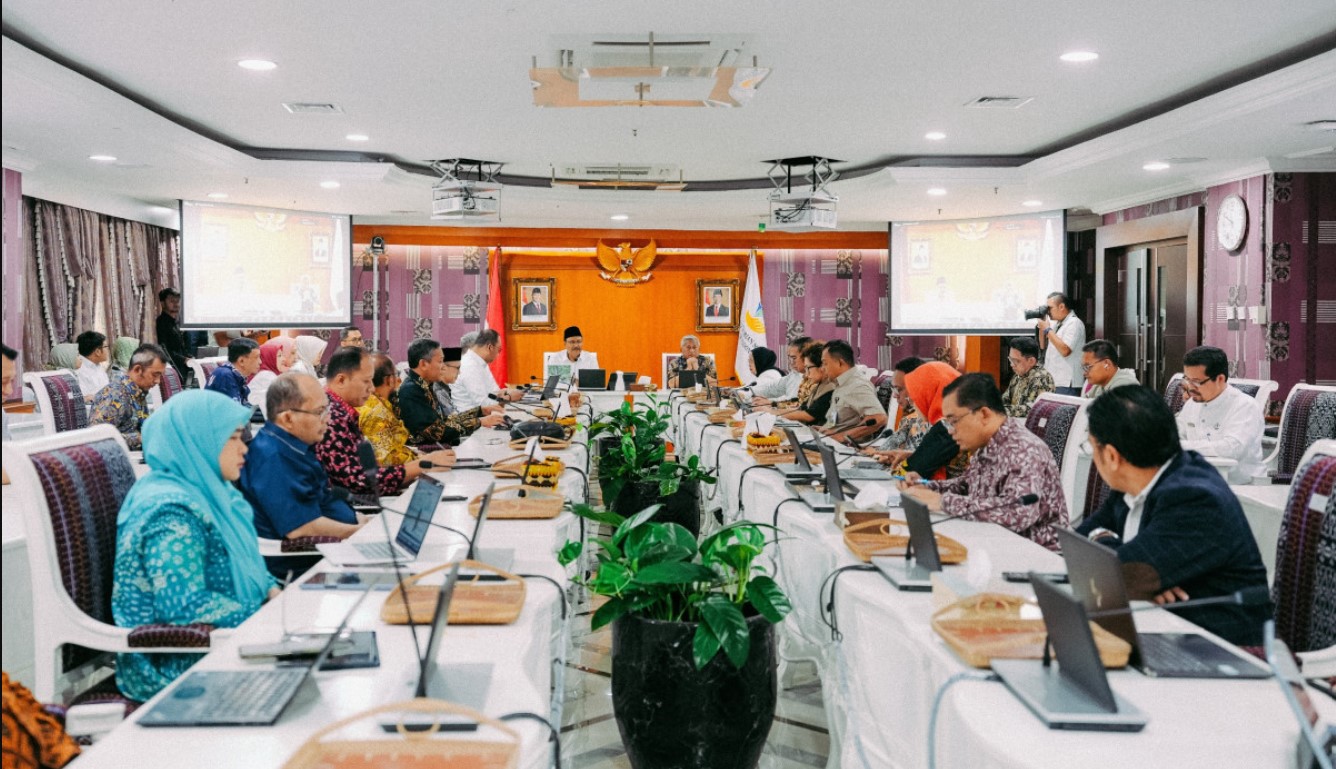 <p>Ilustrasi uasana rapat koordinasi Kementrian Sosial membahas teknis pendaftaran Guru Sekolah Rakyat 2025 dengan formasi 1.554 orang dan status ASN P3K. Foto: Dok. kemensos.go.id</p>
