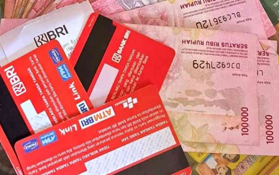 <p>Ilustrasi dana BLT Kesra Rp900 ribu cair. Simak cara cek status penerima di situs resmi Kemensos.</p>
