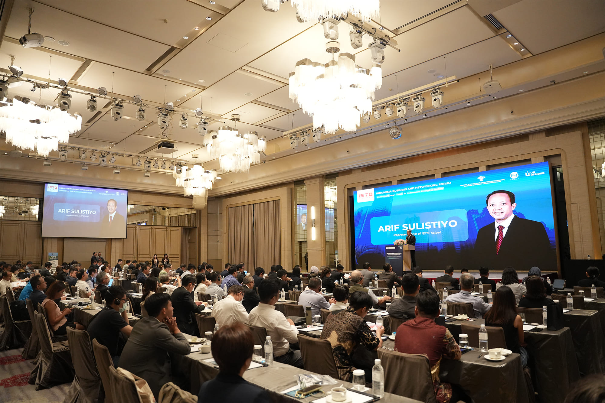 <p>Kantor Dagang dan Ekonomi Indonesia (KDEI) Taipei menyelenggarakan Business and Networking Forum di Mayful Grand Hotel Taipei, Taiwan, Rabu, 10 September 2025. Kegiatan tersebut dibuka secara resmi oleh Kepala KDEI Taipei, Arif Sulisityo. (Dok. KDEI Taipei)</p>
