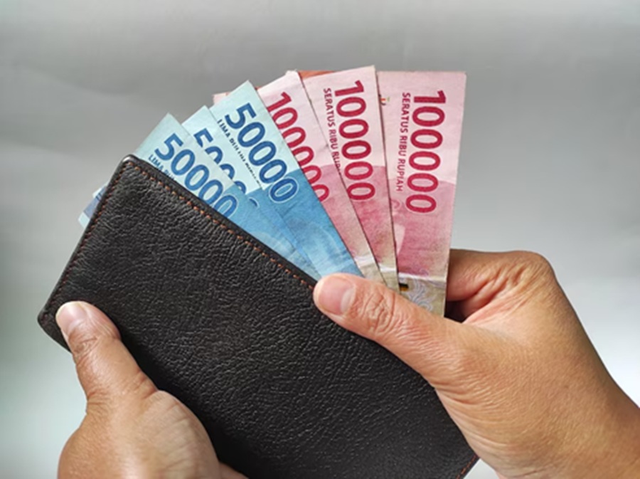 <p>Ilustrasi uang rupiah. Berikut jadwal pencairan bansos PKH dan BPNT tahap 2 Juni 2025. Simak cara cek status penerima, dan besaran dana bantuannya. (Foto: Freepik).</p>
