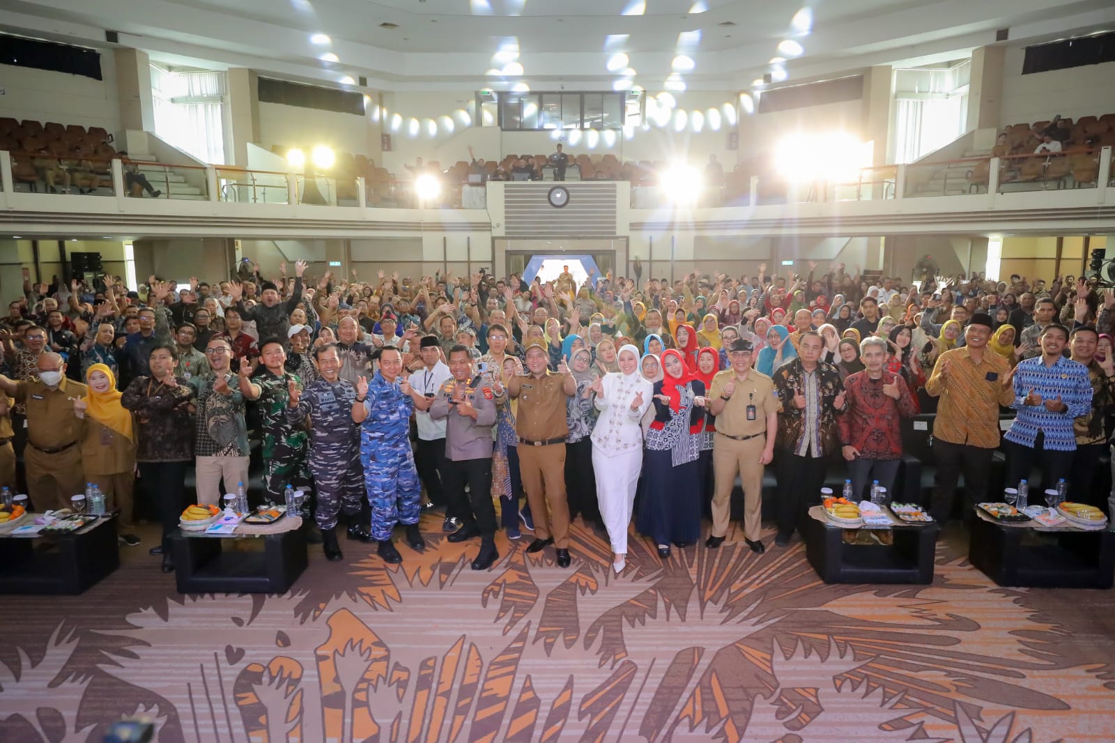 <p>Peringatan Hari Koperasi Nasional (Harkopnas) ke-78 Tingkat Kota Bandung di Balai Sartika Convention Hall, Selasa 7 Oktober 2025. (Dok. Diskominfo Kota Bandung)</p>
