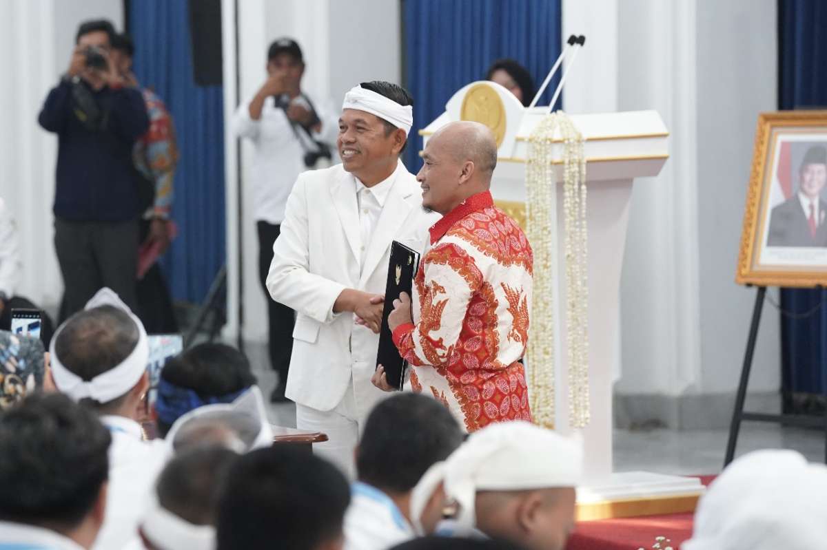 <p>Acata penandatanganan kesepakatan bersama dan perjanjian kerja sama antara Pemprov Jabar dan ITB yang berlangsung di Aula Barat Gedung Sate, Bandung, Kamis. 15 Mei 2025. (Dok.Pemprov Jabar)</p>
