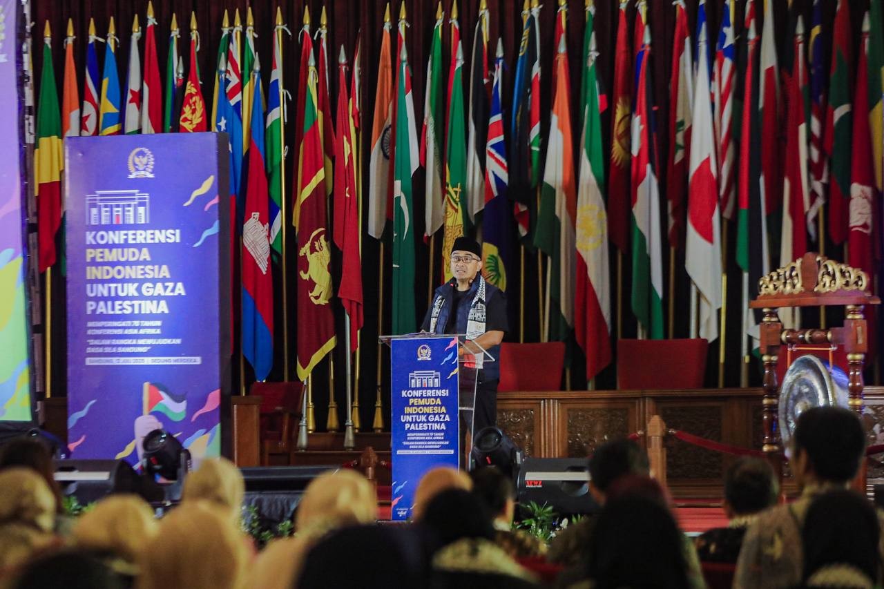 <p>Wali Kota Bandung, Muhammad Farhan, menghadiri Konferensi Pemuda Indonesia untuk Gaza Palestina di Gedung Merdeka, Bandung, Sabtu (12/7/2025). (Dok.Pemkot Bandung)</p>
