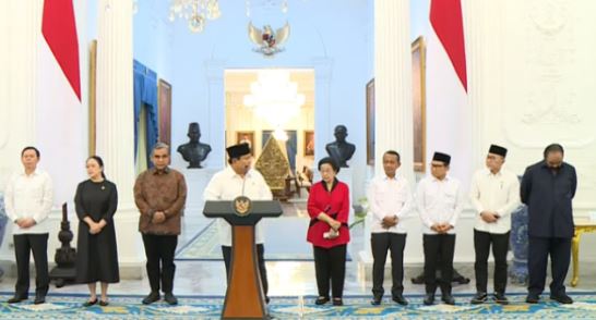 <p>Prabowo Subianto menegaskan hak berkumpul damai harus dijaga. Namun ia memperingatkan gejala makar, ancaman terorisme, hingga perusakan fasilitas umum yang wajib ditindak tegas oleh aparat keamanan. Foto sekretariat negara.</p>
