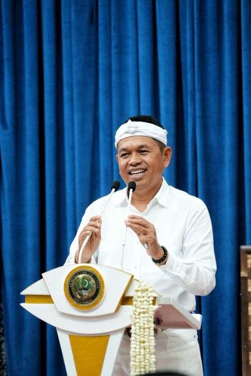 <p>Gubernur Jawa Barat Dedi Mulyadi menghadiri Musyawarah Wilayah Dewan Koperasi Indonesia Wilayah (Dekopinwil) Jawa Barat di Aula Barat Gedung Sate, Jalan Diponegoro Nomor 22, Kota Bandung, Senin, 20 Oktober 2025. (Dok. Pemprov Jabar)</p>
