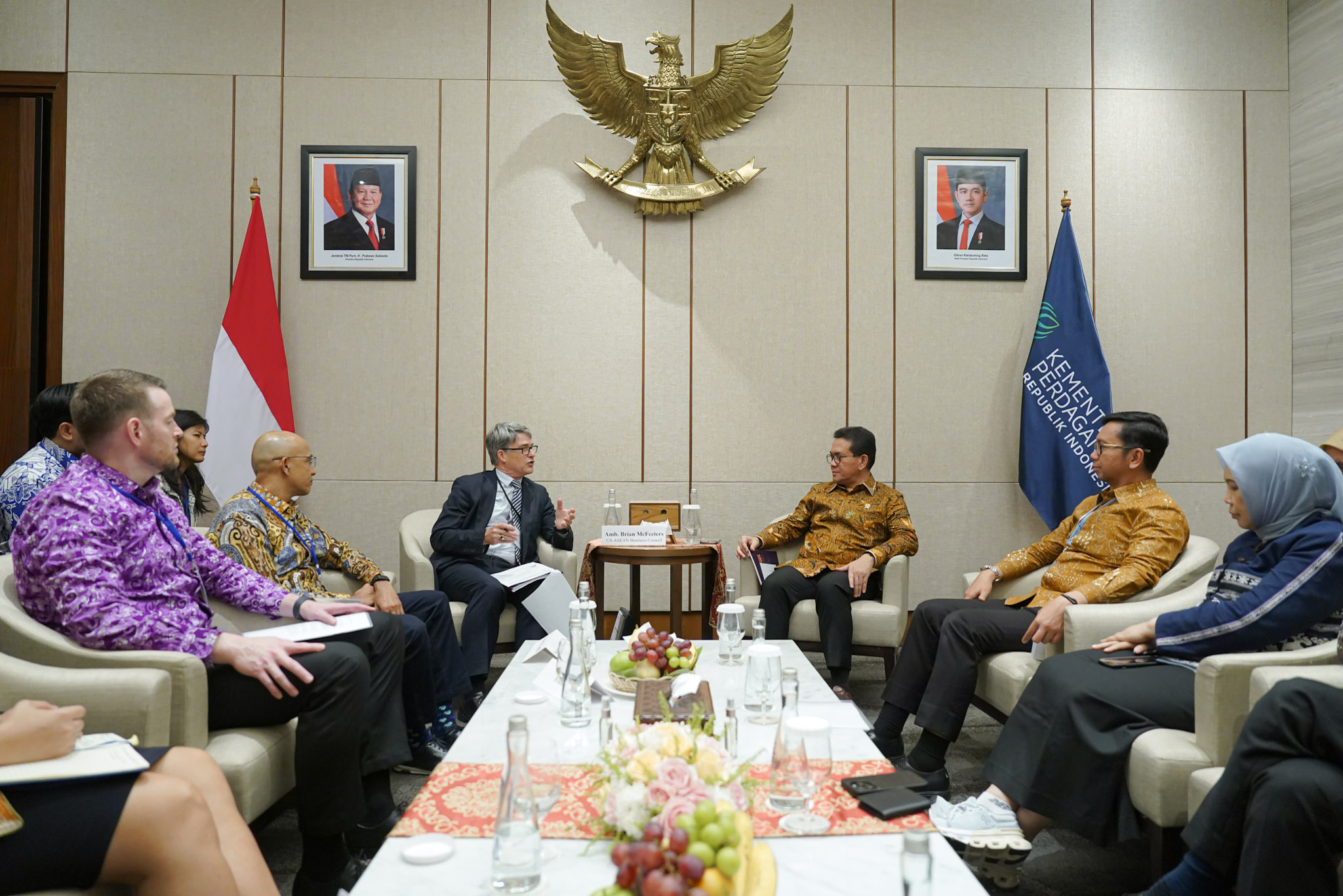 <p>Menteri Perdagangan RI Budi Santoso bertemu delegasi United States-ASEAN Business Council (US-ABC) di sela gelaran Trade Expo Indonesia (TEI) 2025, di Indonesia Convention Exhibition (ICE) BSD City, Kabupaten Tangerang, Banten, Kamis, 16 Oktober 2025. (Dok. Kemendag)</p>
