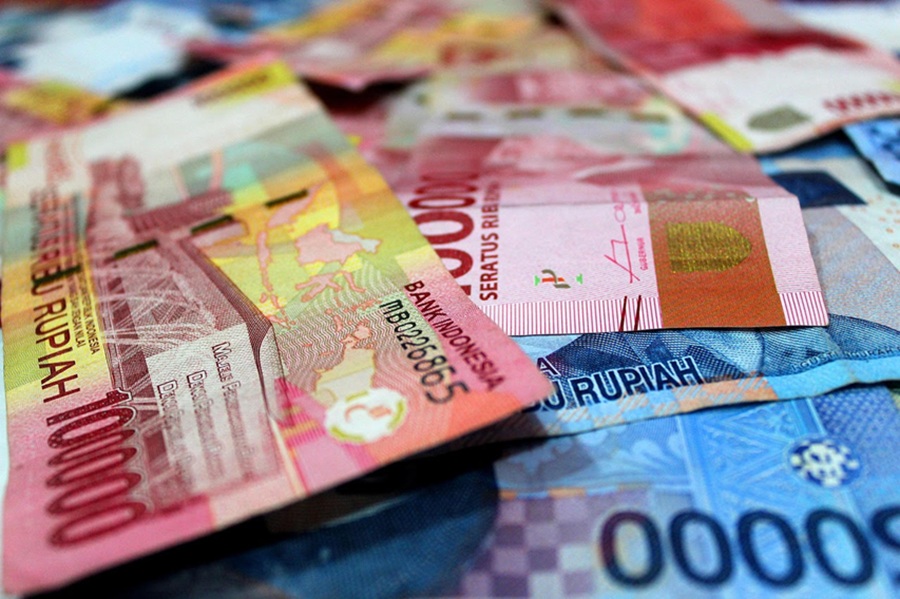 <p>Ilustrasi uang rupiah. Bantuan Subsidi Upah 2025 kembali dicanangkan untuk membantu meringankan pekerja dengan upah rendah. (Foto: Pixabay).</p>
