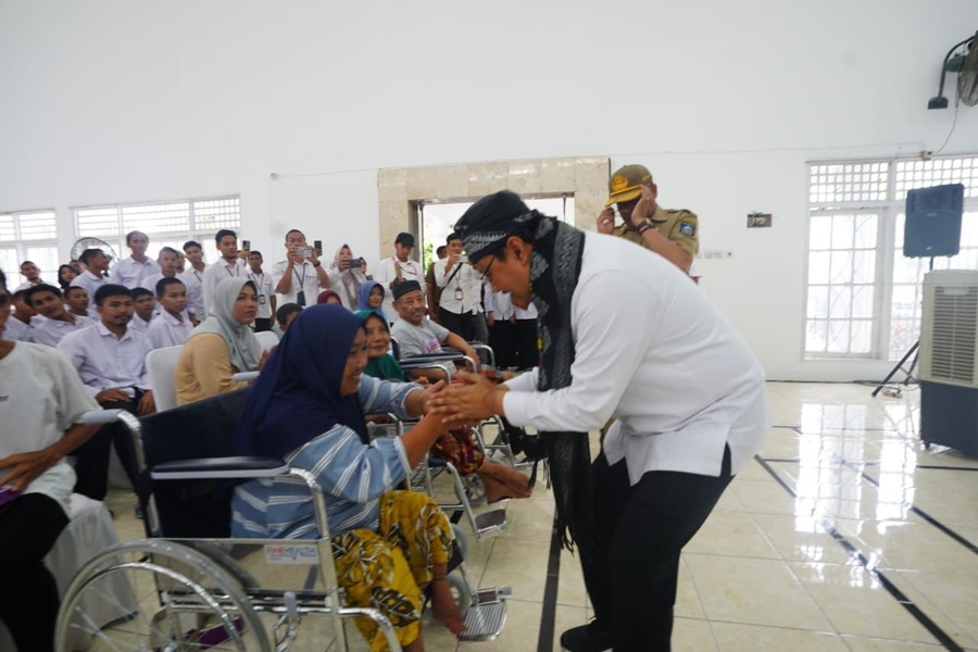 <p>Kemensos melakukan kunjungan ke masyarakat sekitar. Update bantuan sosial PKH & BPNT 2025 , Progres verifikasi rekening dan jadwal pencairan terbaru. Foto: Kemensos</p>

