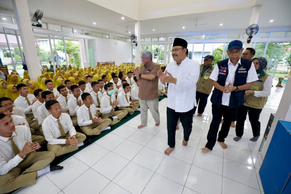<p>Ilustrasi kunjungan Kemensos ke lokasi sekolah rakyat. Rekrutmen kepala sekolah rakyat tengah berlangsung, simak info lengkapnya. Foto: Kemensos RI</p>
