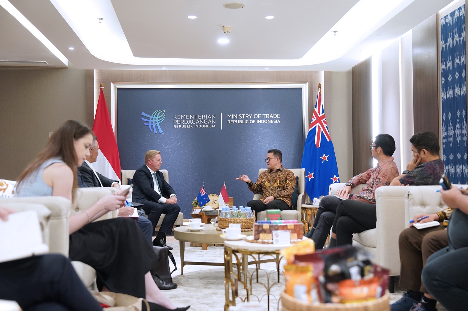 <p>Menteri Perdagangan RI, Budi Santoso menerima kunjungan kehormatan Menteri Perdagangan, Investasi, dan Pertanian Selandia Baru, Tedd McClay di Kantor Kementerian Perdagangan, Jakarta, Kamis,  7 Agustus 2025. (Dok. Kemendag)</p>
