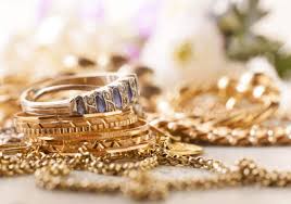 <p>Ilustrasi harga emas perhiasan hari ini. Update lengkap harga emas hari ini 24 karat, berapa harga jual emas hari ini 1 gram, juga harga emas perhiasan hari ini naik atau turun? Berapa <br />
harga emas dunia hari ini, di ubs juga harga emas perhiasan hari ini per gram dalam rupiah. Foto: Bulan Purnama</p>
