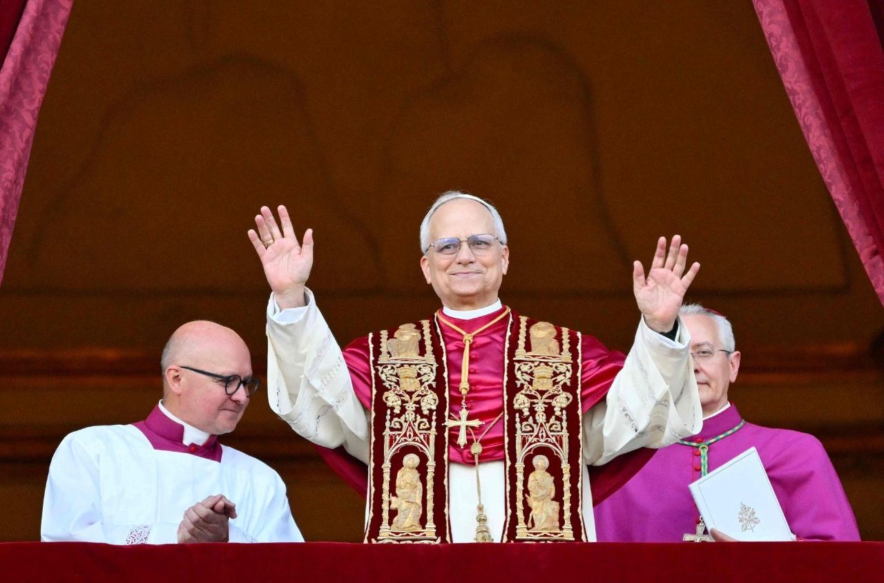 <p>Kardinal Robert Francis Prevost asal Amerika Serikat terpilih sebagai  Paus baru menggantikan Paus Fransiskus. Prevost memilih nama Paus Leo XIV. (Dok. Vatican News)</p>
